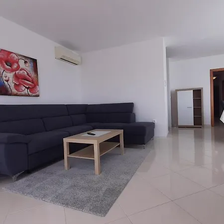 Apartment Klaudio Kampac 9a