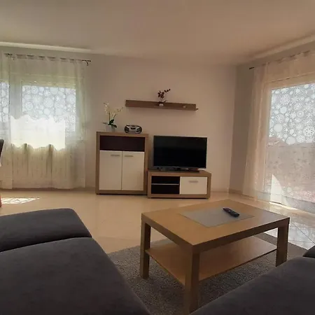 Klaudio Kampac 9a Apartament *
