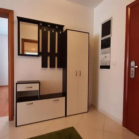 Klaudio Kampac 9a פורץ